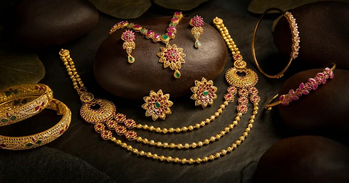 Gold and silver prices