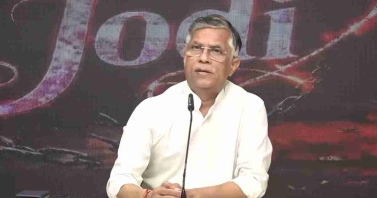 Pawan Khera Dodges Arrest SC Grants Bail in Forgery Case Linked to Assam CM's Family